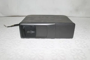 Lettore Caricatore CD-DVD Alfa Romeo 166 60658301-6561104091 - Foto 1 di 3