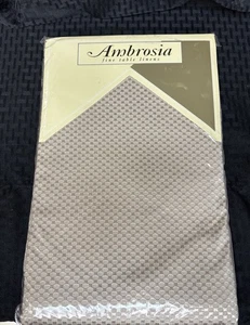 Ambrosia Tan Tablecloth 60" x 84 Oval NIP - Bild 1 von 9
