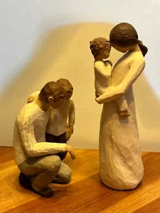 Paar Willow Tree Figuren - Eltern mit kleinem Kind - eine für Sie und Ihn. - Bild 1 von 2