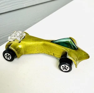 Johnny Lightning Topper Wasp 1970 Diecast Yellow Lime 1/64 Vintage Toy Car - Picture 1 of 8