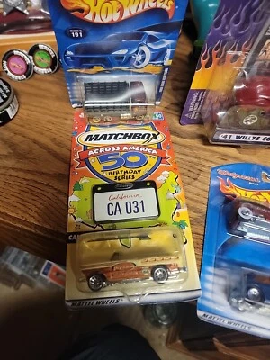 HOTWHEELS Y Otros COCHES TOTAL De 7 SURTIDOS Diecast Nuevos Foto 1 de 4