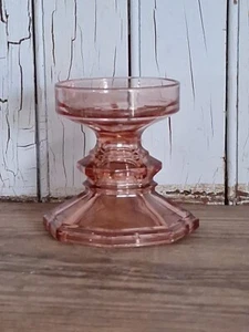 Vintage LE SMITH Glass Pink Pedestal Candle Holder Reversible Pillar Or Taper - Picture 1 of 6