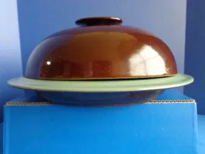VINTAGE RED WING POTTERY COVERED SERVING DISH- BROWN & DUSTY GREEN - Picture 1 of 7