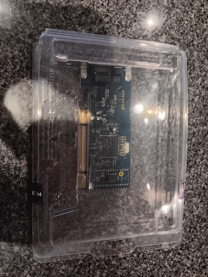 NETGEAR FA311 REV-C1 PCI Network Card  - Image 1 of 4