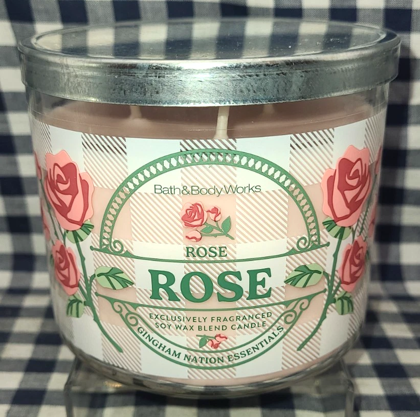 TOTALMENTE NUEVO Vela Rosa 3 Mechas 25-45 horas de combustión 14 OZ Baño y Cuerpo Funciona ¡ENVÍO GRATUITO! Foto 1 de 1