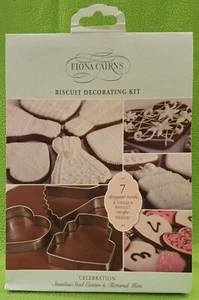 Fiona Cairns Biscuit Decorating Kit. Contains 7 tools and recipe. Unopened - Picture 1 of 5
