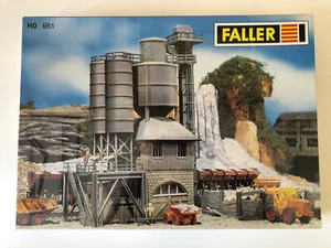 Faller 951 | Altes Betonmischwerk / H0 / OVP / Bausatz / 1:87 - Picture 1 of 2