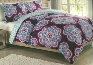 Beautiful 3-Piece Reversible Full/Queen Comforter Set in Purple Floral - Picture 1 of 4