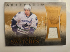 2010-11 UPPER DECK ARTIFACTS TREASURED SWATCHES TSR-HS Hedrik Sedin CANUCKS HOF