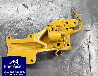 Caterpillar 3126 Engine Bracket Part # 163-8702 - Image 1 of 4