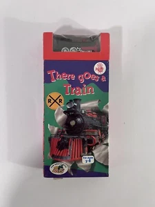 Rare There Goes a Train Sealed VHS With Train Toy 1994 - Imagen 1 de 7
