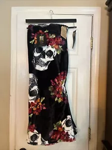 Cynthia Rowley Halloween Day Of The Dead Skull & Flower Throw Super Soft-NWT - Picture 1 of 6