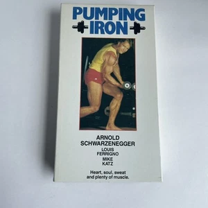 SELTEN 1985 Arnold Schwarzenegger Pumpeisen VHS Louis Ferrigno Mike Katz - Bild 1 von 6