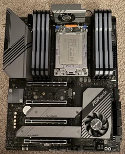 Carte mère ASRock TRX40 Creator TRX4 avec processeur Threadripper 3960X et 64 Go DDR4 - Photo 1/3