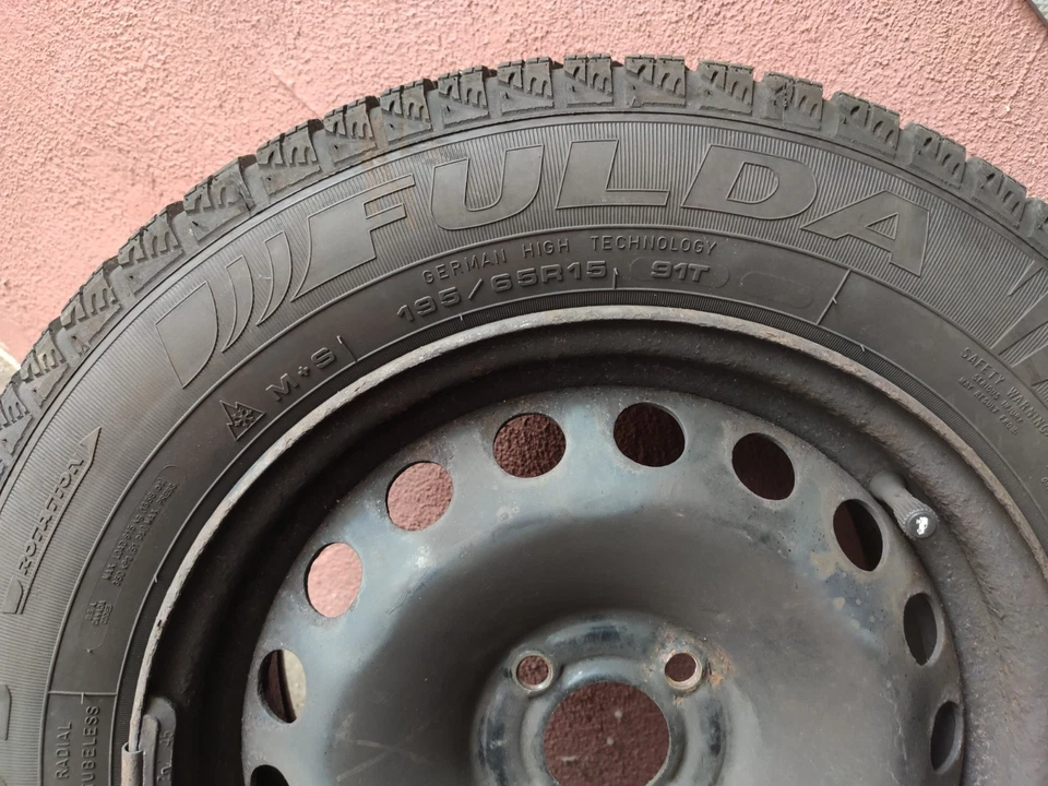 reifen 195 65 r15 winter 4x mit Felgen - Bild 1 von 4