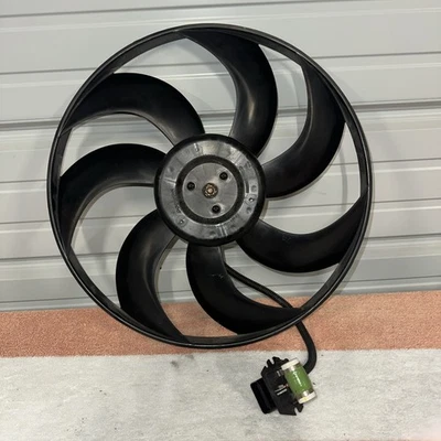 2021-2023 HYUNDAI ELANTRA RADIATOR COOLING FAN BLADE W/ MOTOR 140W 12V OEM - Image 1 of 4
