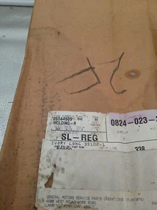 GM PART # 25544509 BUICK 92-99 LeSabre Interior-Rear Door-Window Trim Left - Picture 1 of 3