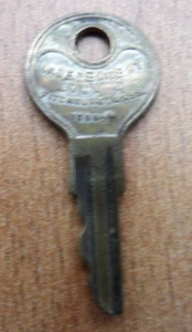 Vintage Original Independent Lock Co. Key B345 Fitchburg Mass - Picture 1 of 2