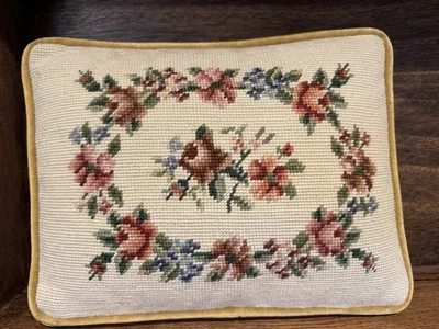 VTG Needlepoint Floral Pillow Harvest Gold Velvet Velour Sides/Back 10x12 Sturdy - Image 1 of 4