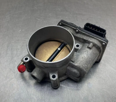 Lexus LS460 2008 OEM cuerpo del acelerador conjunto de válvula 74 k 22030-38010 2007-2017 Foto 1 de 4