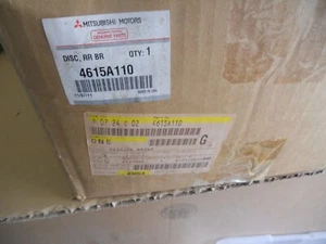 NEW Genuine Mitsubishi Rear Brake Disc Rotor for 2004-12 Galant 2006-12 Eclipse - Picture 1 of 5