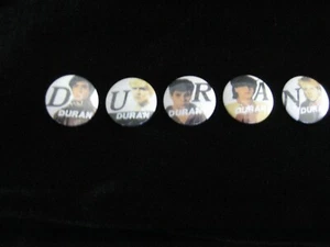 Duran Duran-Spell Out Name (5) Pin-Badge-Button-80's Vintage-Rare - Picture 1 of 2