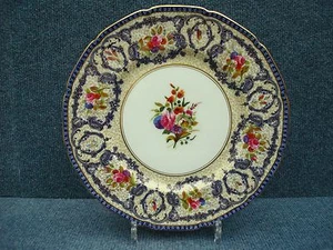 Royal Doulton Plate English Porcelain, Flower still life Plate perfect condition - Picture 1 of 10