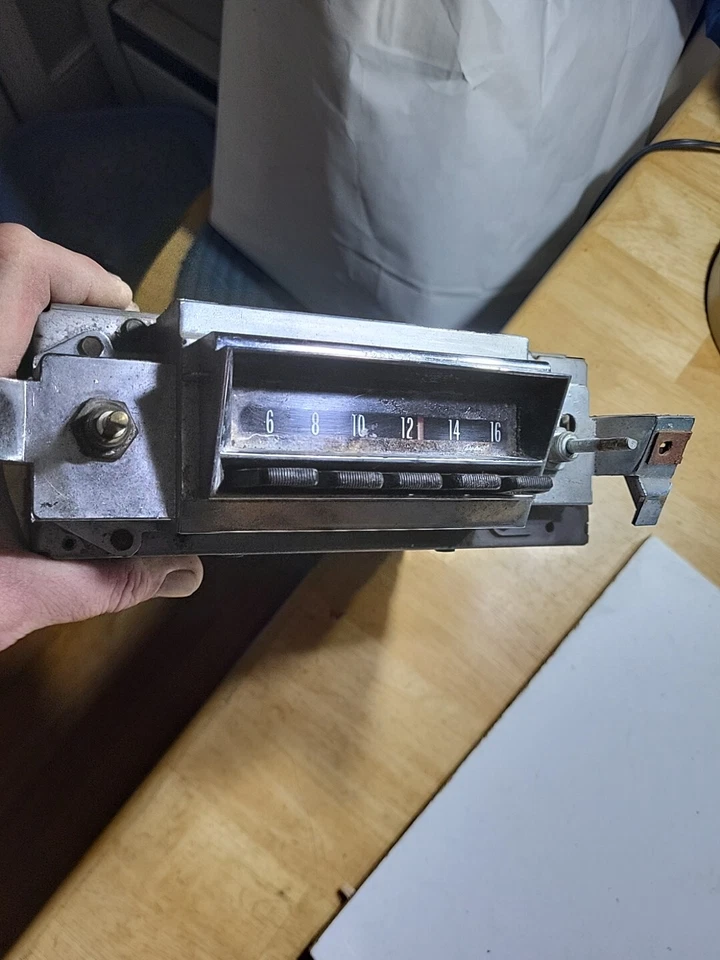 1967 - 1968 Vintage Oem Delco AM Radio 7298249 Chevrolet Camaro Pontiac Firebird - Image 1 of 4