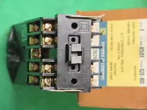 SQUARE D 8501 G0-80 D OPEN AC STEUERRELAIS 120V SPULE 8 KONTAKTE A300 8 KONTAKTE - Bild 1 von 1