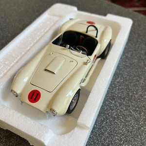 ELVIS MOTOR CLASSICS 1965 SHELBY COBRA 427 S/C 1/24 UNIVERSITY OF RACING SPINOUT - Picture 1 of 14