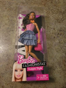 2010 BARBIE Fashionistas Swappin Styles ARTSY V7146 Mattel NEW IN BOX NRFB - Picture 1 of 8
