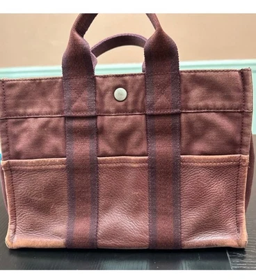 Bolso de Mano HERMÈS Foure Tout PM Rojo Lona/Algodón pieza de colección, herrajes plateados Foto 1 de 4
