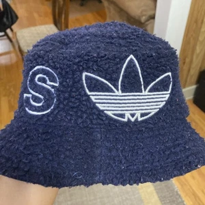 Adidas Fischerhut Sherpa Blau - Bild 1 von 5