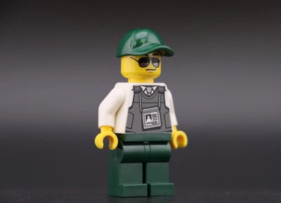 LEGO® Security Officer Minifig trn243 NEW City Bank Money Van Driver Guard 60198 - Image 1 of 2
