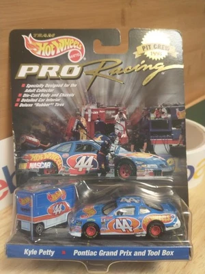 Team Hot Wheels 1/64 NASCAR diecast #44 Hot Wheels wTool Box Kyle Petty 1998 NIP - Image 1 of 4