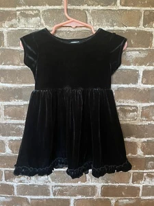 VESTIDO DE TERCIOPELO NEGRO NAVIDAD MANGA CORTA VINTAGE BEBÉ NIÑA 6-12 MESES - Imagen 1 de 2