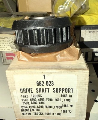 New Ford 1969-1978 Trucks Drive Shaft Support Bearing 662-023 NIB ** - Image 1 of 2