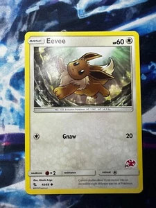 Eevee #26 49/68 Hidden Fates Pokemon TCG Karte NM + Cardsaver - Bild 1 von 2