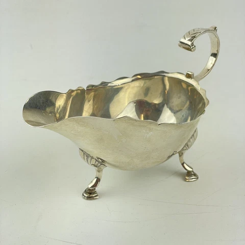 Antique Solid Silver Sauce Boat Sibray, Hall & Co Ltd 1908 13.1cm Cover