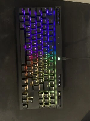 Corsair K70 RGB MK.2 Gaming-Tastatur - Schwarz, CHERRY MX Red - Bild 1 von 4