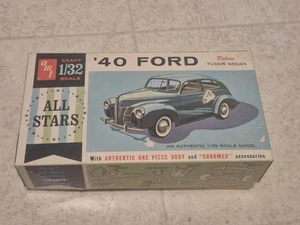 AMT '40 Ford Deluxe Tudor Sedan All Stars 1/32 Scale Kit # 7240-50 - Picture 1 of 8
