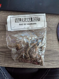 Valeriana's Roots Herbs - Dried - 30 Grams Pack - Picture 1 of 1