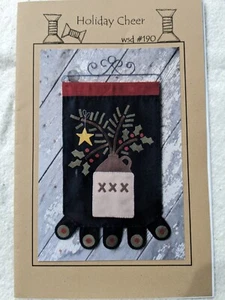 Holiday Cheer Wool Felt Applique Wall Hanging Pattern By Wooden Spool Dedigns - Picture 1 of 2