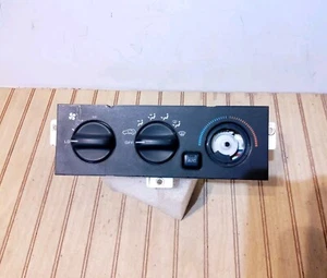 1993-1996 Jeep Grand Cherokee Manual Climate Control Module w/Air Conditioning  - Bild 1 von 12