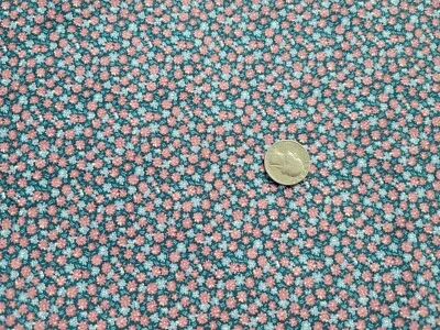 TELA DE ALGODÓN - FLORES PEQUEÑAS ROSA Y AZUL LITE SOBRE AZUL "OZARK CALICOS" - 1YD Foto 1 de 2