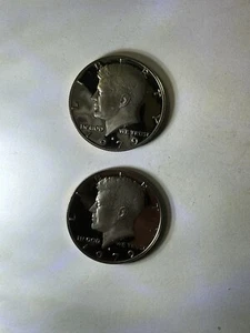 Medio dólar S Kennedy Proof 1979 (tipo 1 y 2) ligero tono en reverso tipo 2 - Imagen 1 de 7