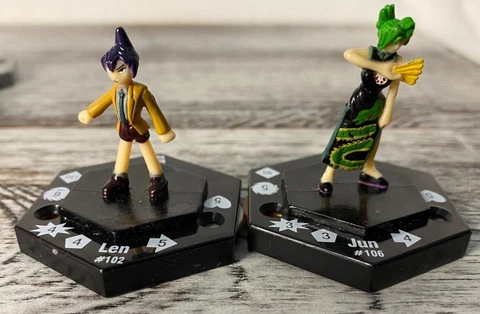 Shonen Jump's Shaman King 8 Piece Starter Set Combat Hex Game Figures Ships Free Cover