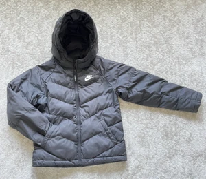 Nike Jacket Youth M Black White Swoosh Puffer Insulated Full Zip Coat Boys - Picture 1 of 9