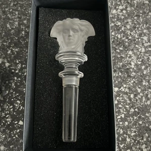 Versace Rosenthal Medusa Lead Crystal Wine Bottle Stopper Double Sided Frosted - Picture 1 of 8