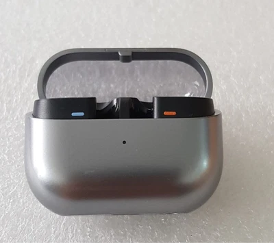 Original Samsung Galaxy Buds 3 Pro SM-R630 Ladecase Ladegerät Charging Silber - Bild 1 von 4